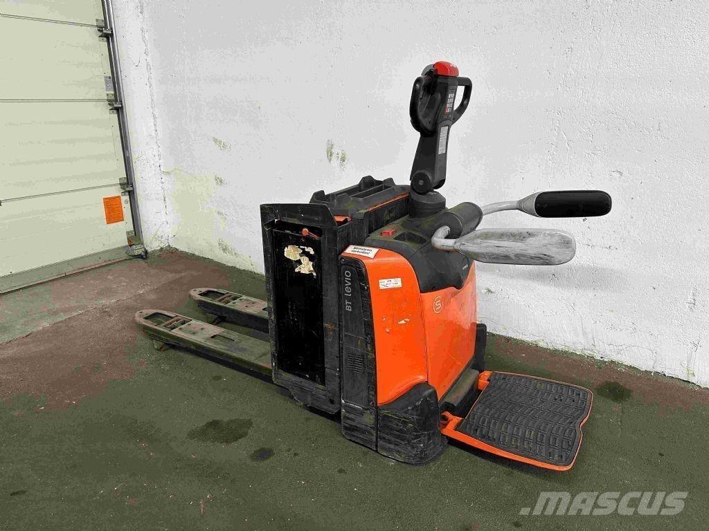 Toyota LPE 200 Transpaleta manuala