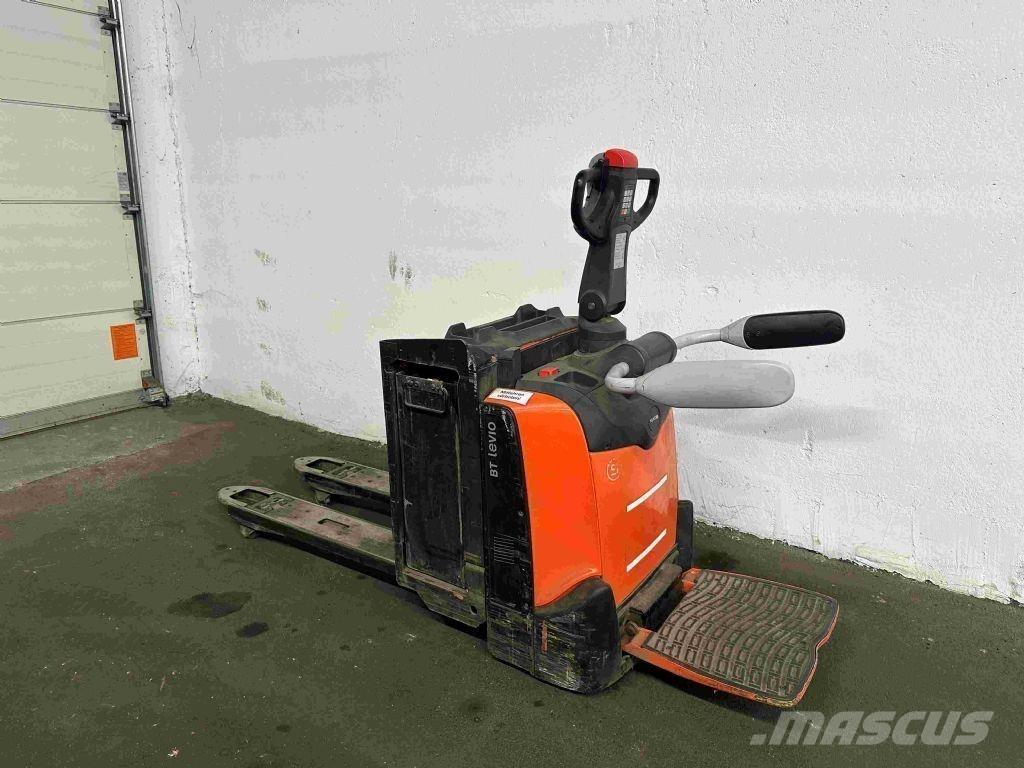 Toyota LPE 200 Transpaleta manuala