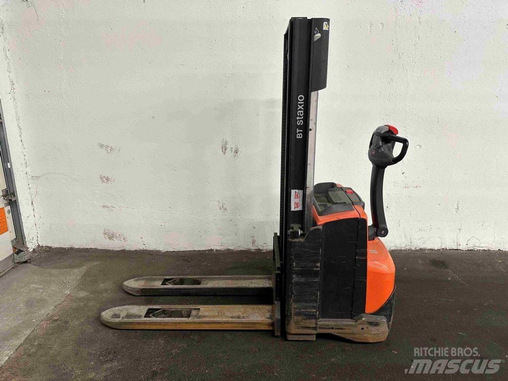 Toyota SWE 120 Transpaleta manuala