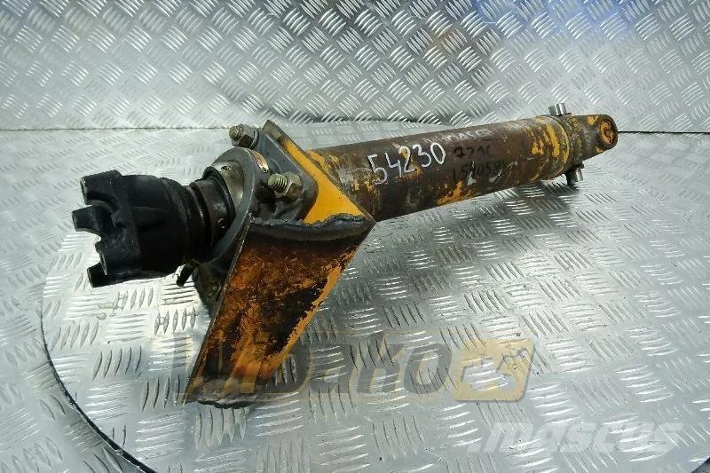 CASE 721C Axe