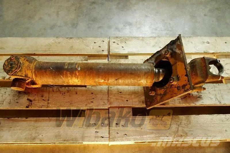 CASE NN Axe