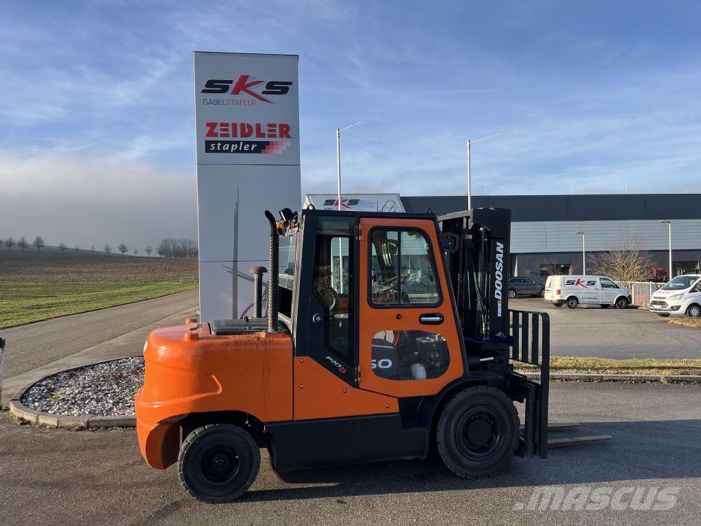 Doosan D50C-5 Stivuitor diesel