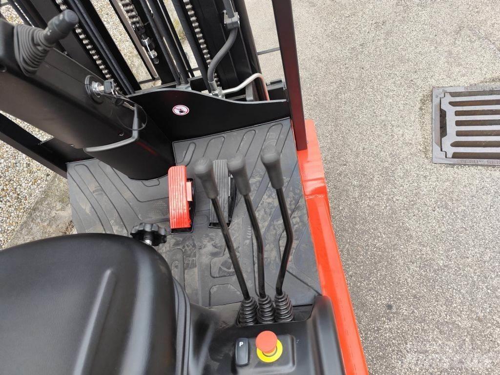 EP TCL101 Stivuitor electric