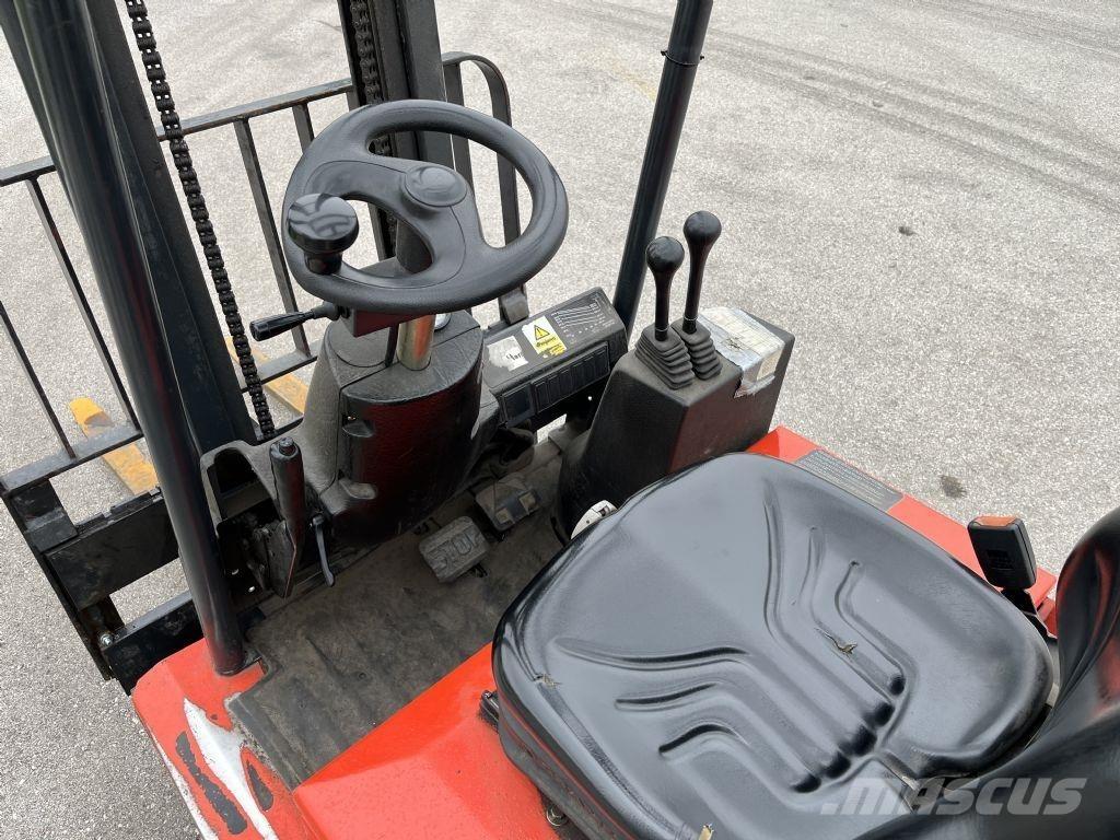 Linde E12Z-02 Stivuitor electric