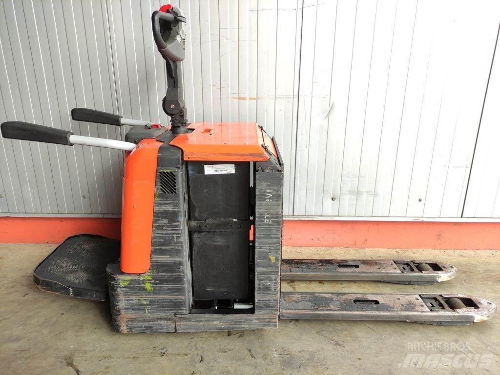 BT LPE240 Transpaleta manuala