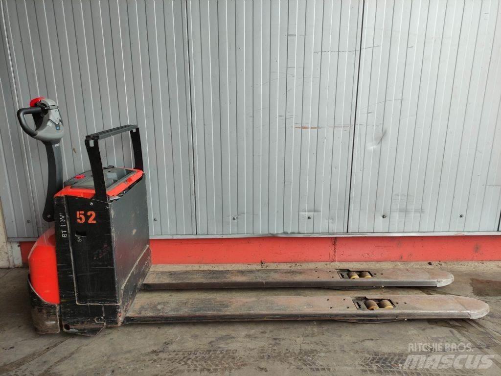 BT LWE250 Transpaleta manuala