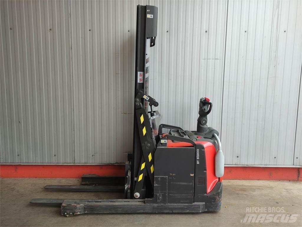 BT SPE120 XR Stivuitor cu catarg retractabil