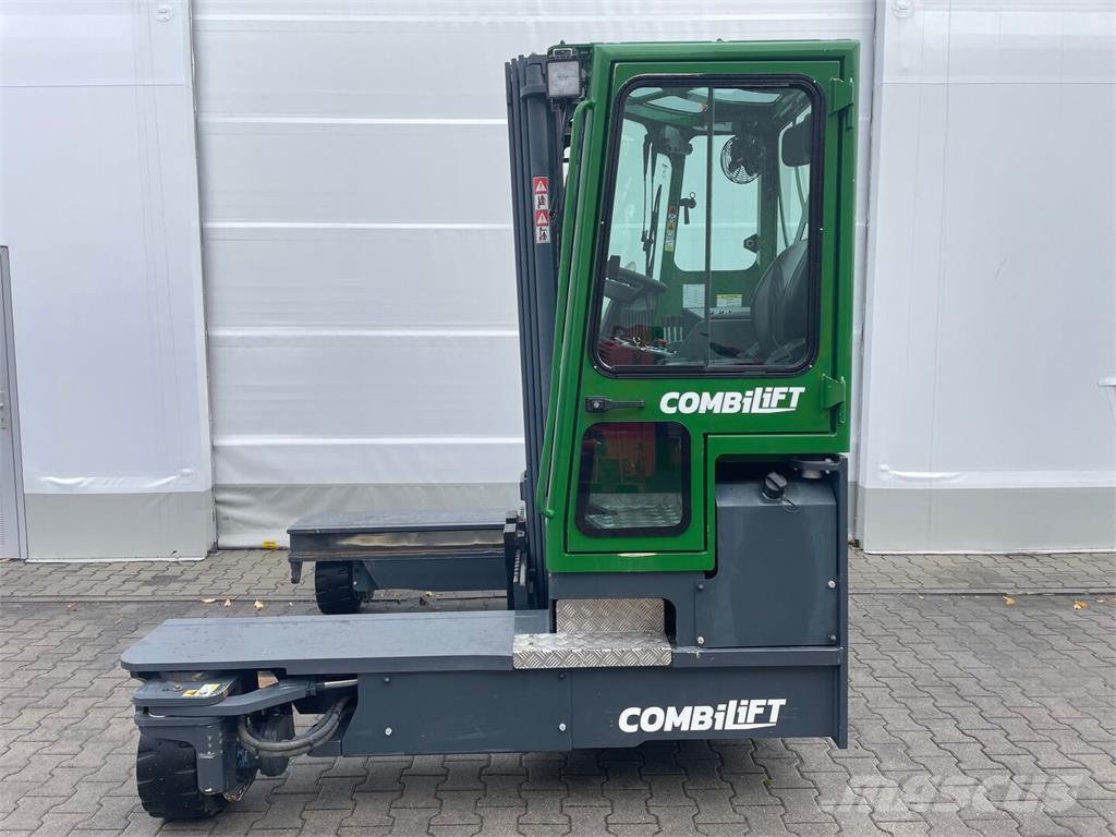 Combilift C4000 Încarcator lateral