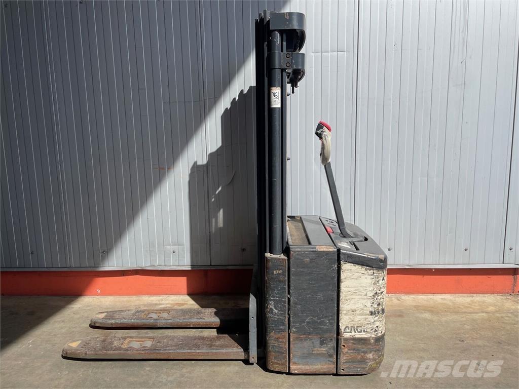 Crown WE2300 1.6 TT Transpaleta manuala