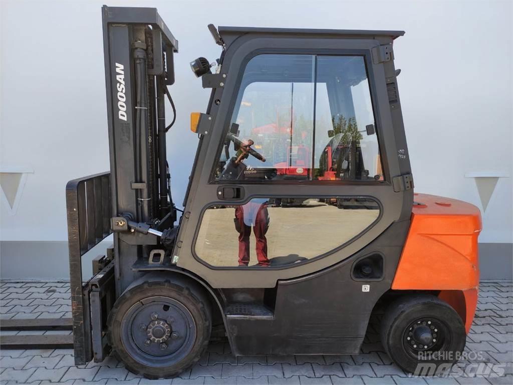 Doosan D30 GP Stivuitor diesel