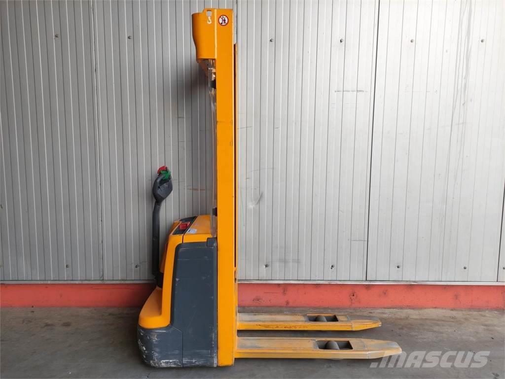 Jungheinrich EJC 112 Transpaleta manuala