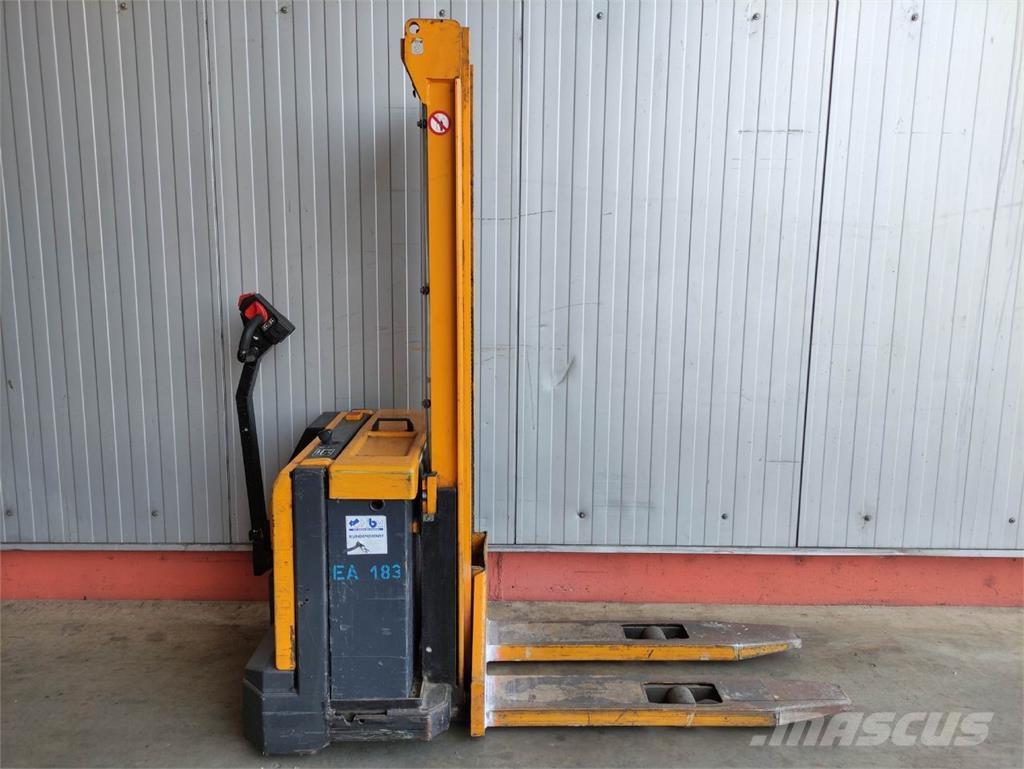Jungheinrich EJC A12.5 G Transpaleta manuala
