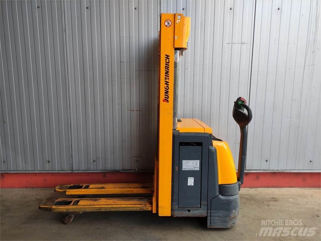 Jungheinrich EJC216Z Transpaleta manuala