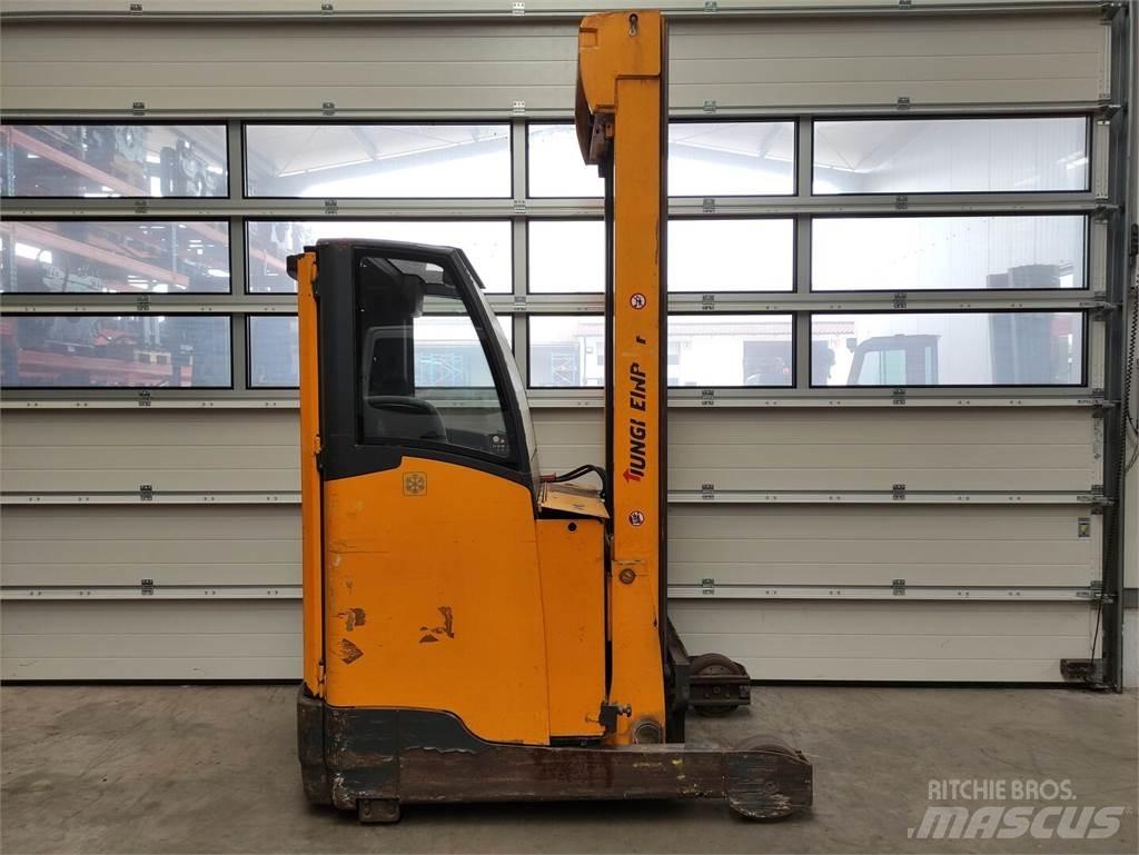 Jungheinrich ETM216 Stivuitor cu catarg retractabil