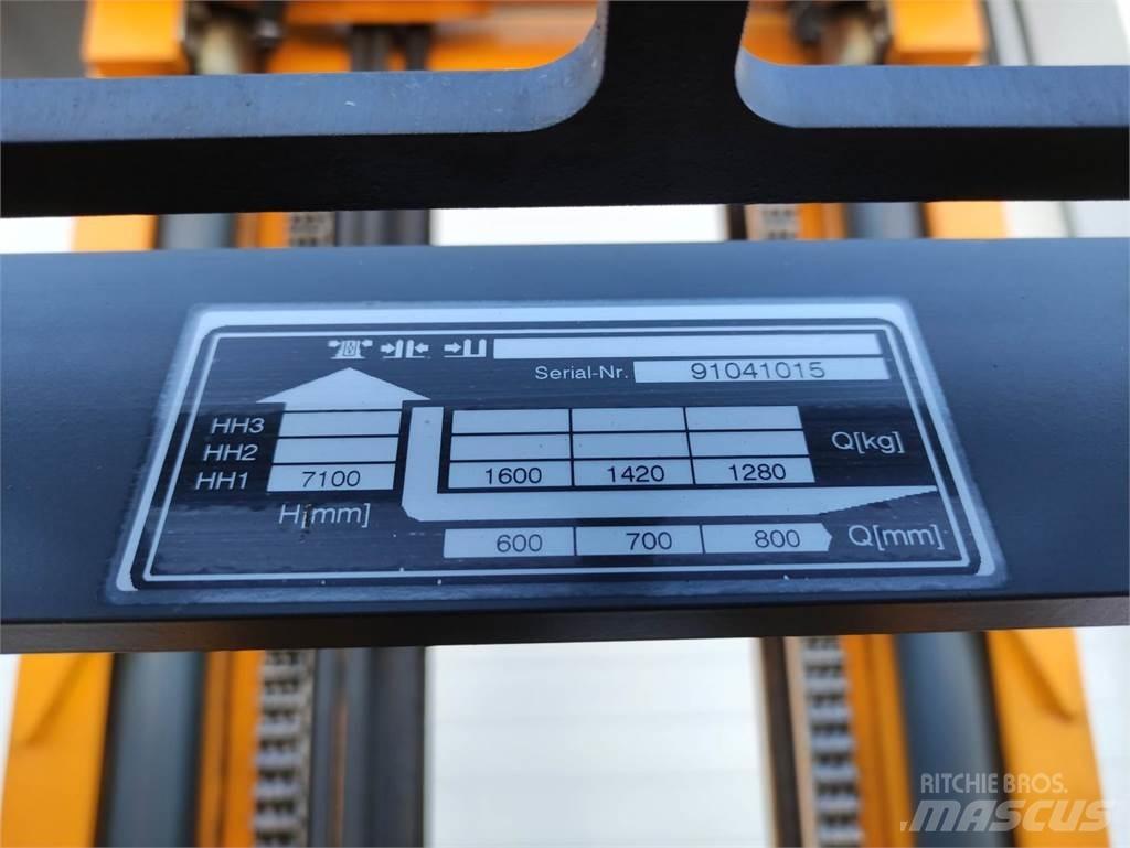 Jungheinrich ETV216 Stivuitor cu catarg retractabil