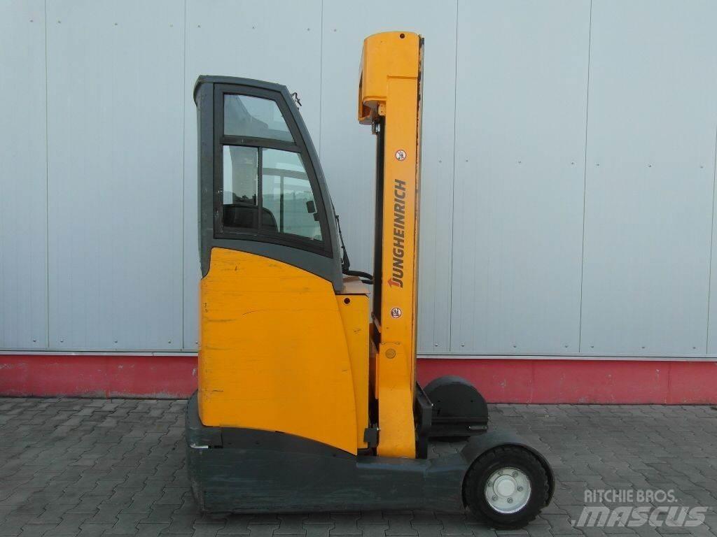 Jungheinrich ETVC16 Stivuitor cu catarg retractabil