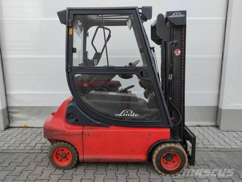 Linde E20-335 Stivuitor electric