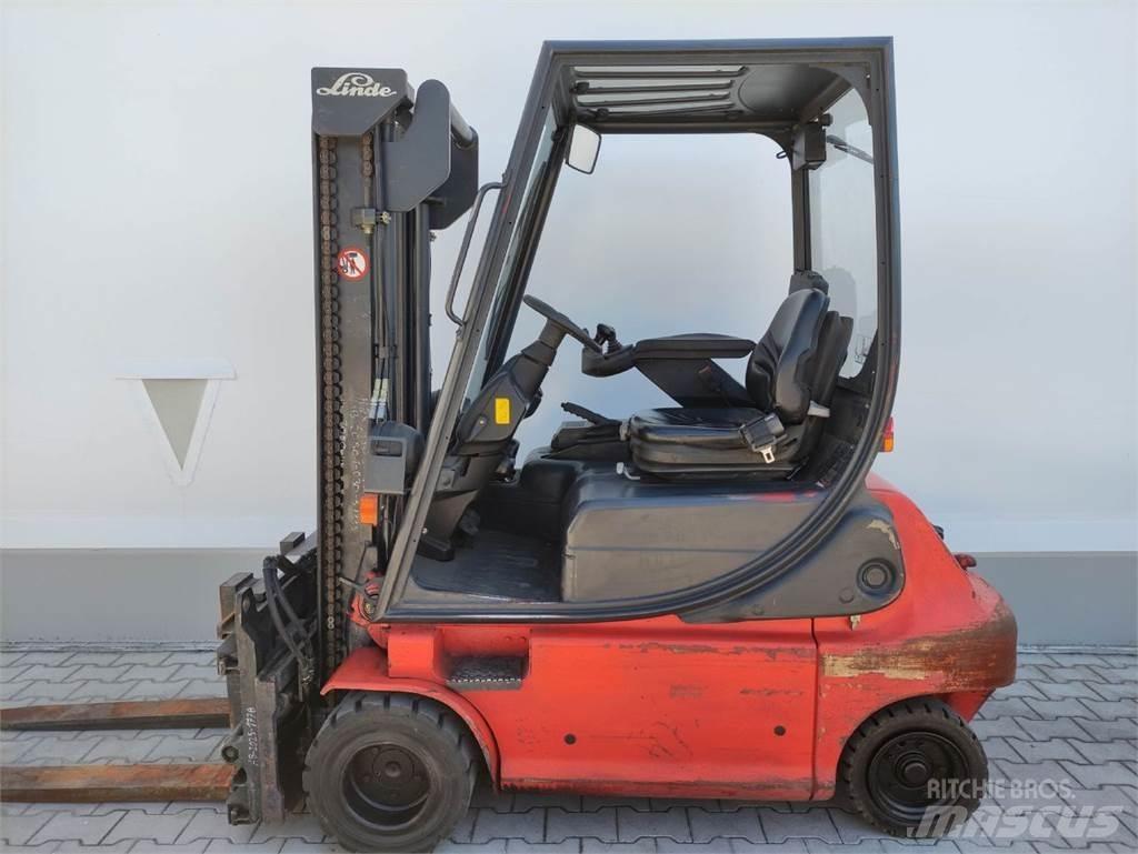 Linde E20P-02-335 Stivuitor electric