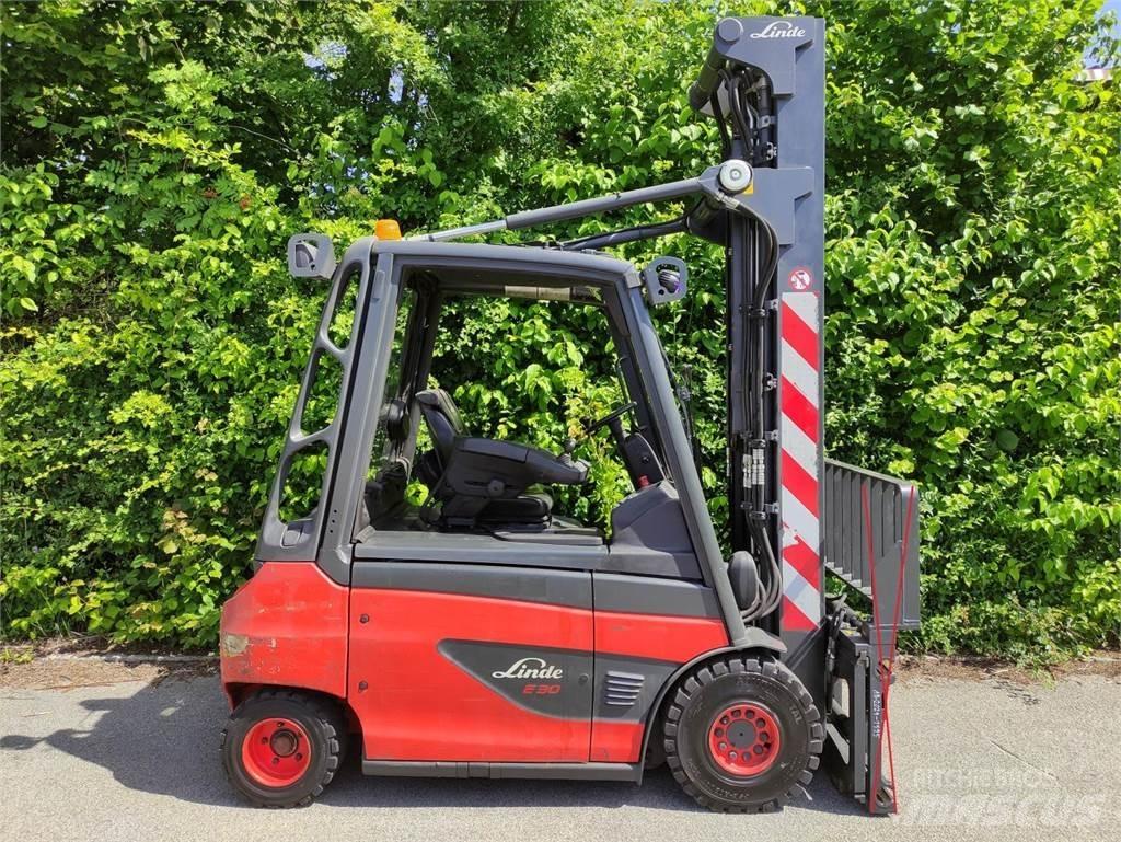 Linde E30-01-387 Stivuitor electric