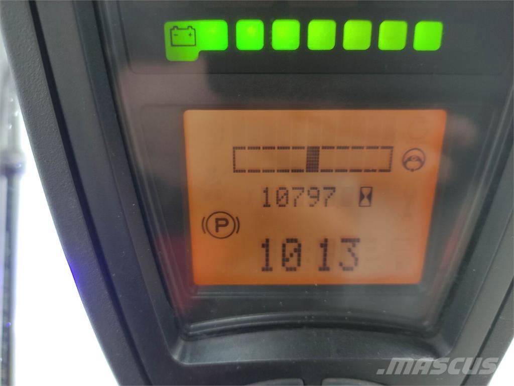 Linde E30-01-387 Stivuitor electric