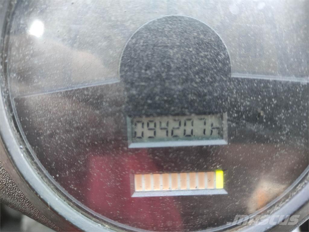 Linde E30-336-03 (LACK NEU) Stivuitor electric