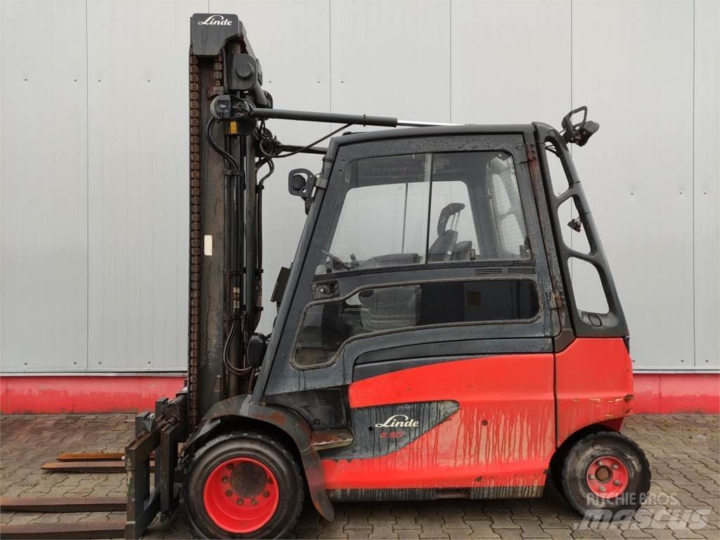 Linde E50HL-01-388 Stivuitor electric