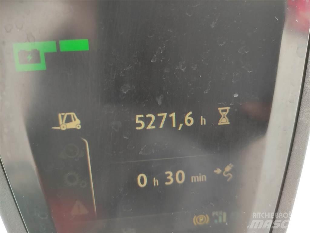 Linde E50HL-01-388 Stivuitor electric