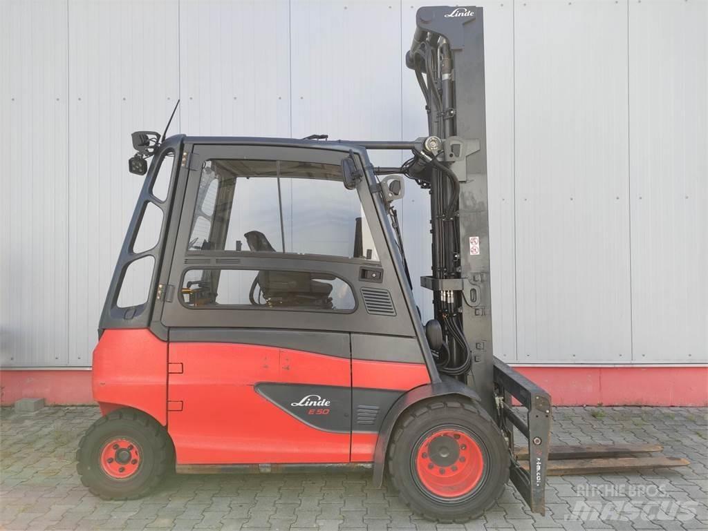 Linde E50HL-01/600-388 Stivuitor electric