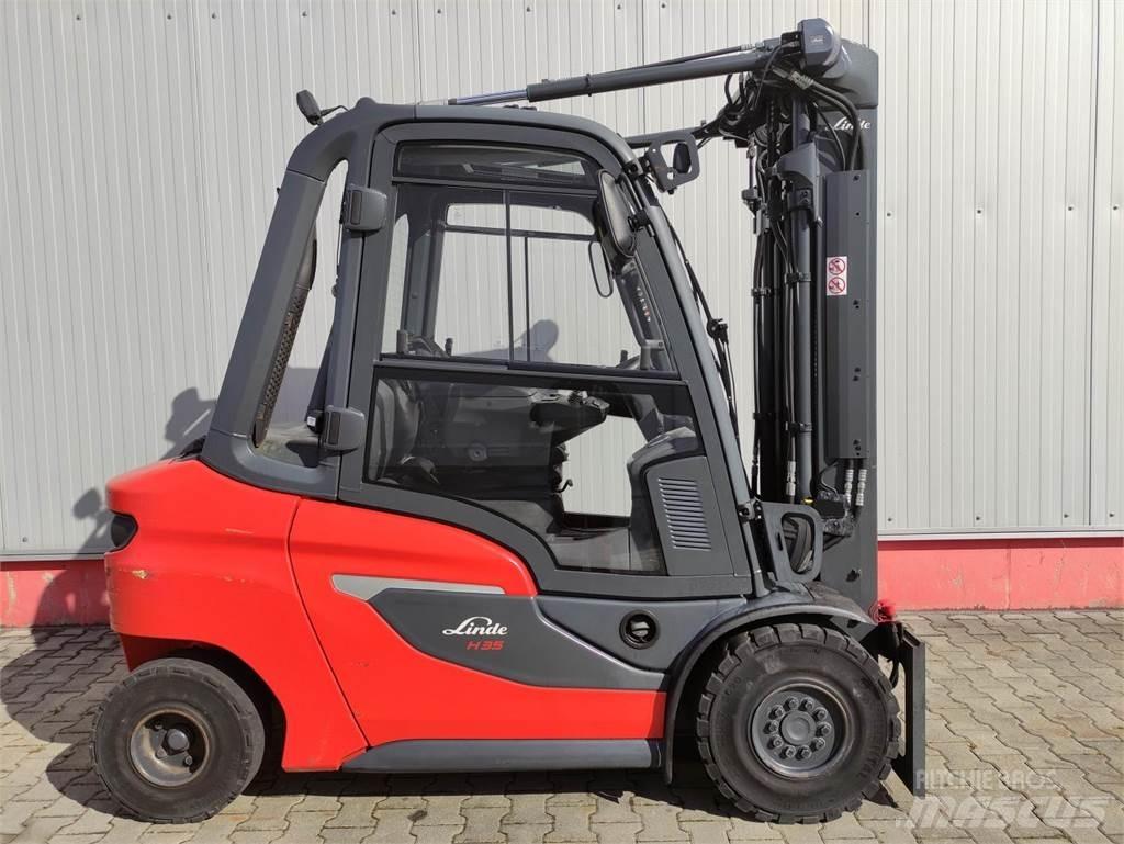 Linde H35-01-120 Stivuitor diesel