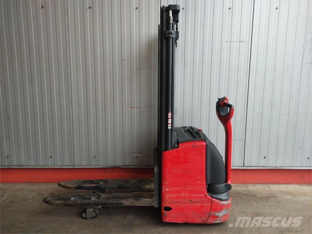 Linde L12 i Transpaleta manuala