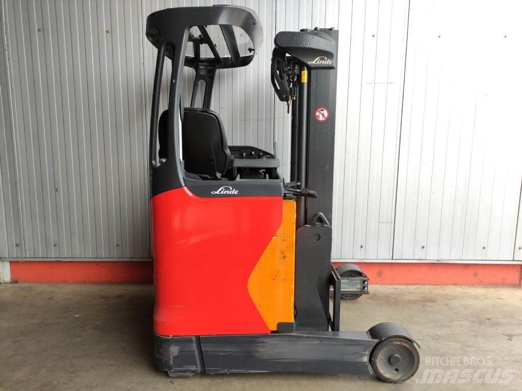 Linde R10B-01-112 Stivuitor cu catarg retractabil