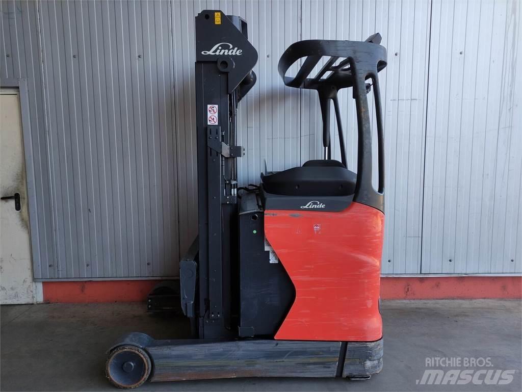 Linde R16N-01-112 Stivuitor cu catarg retractabil