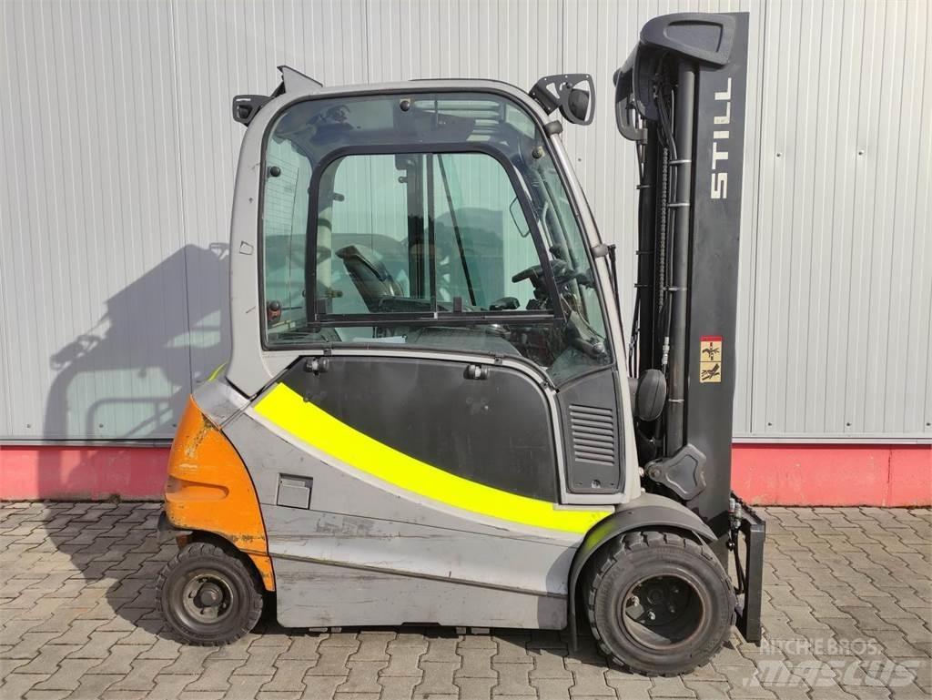 Still RX60-35 Stivuitor electric