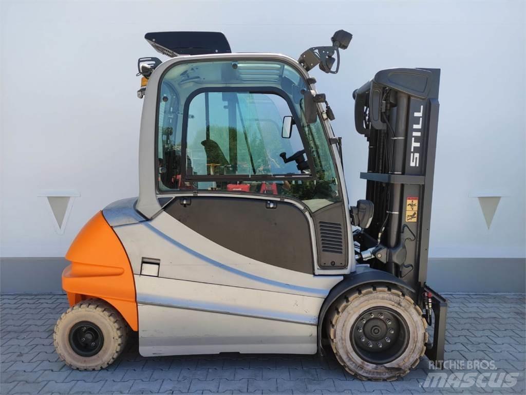 Still RX60-50/600 Stivuitor electric