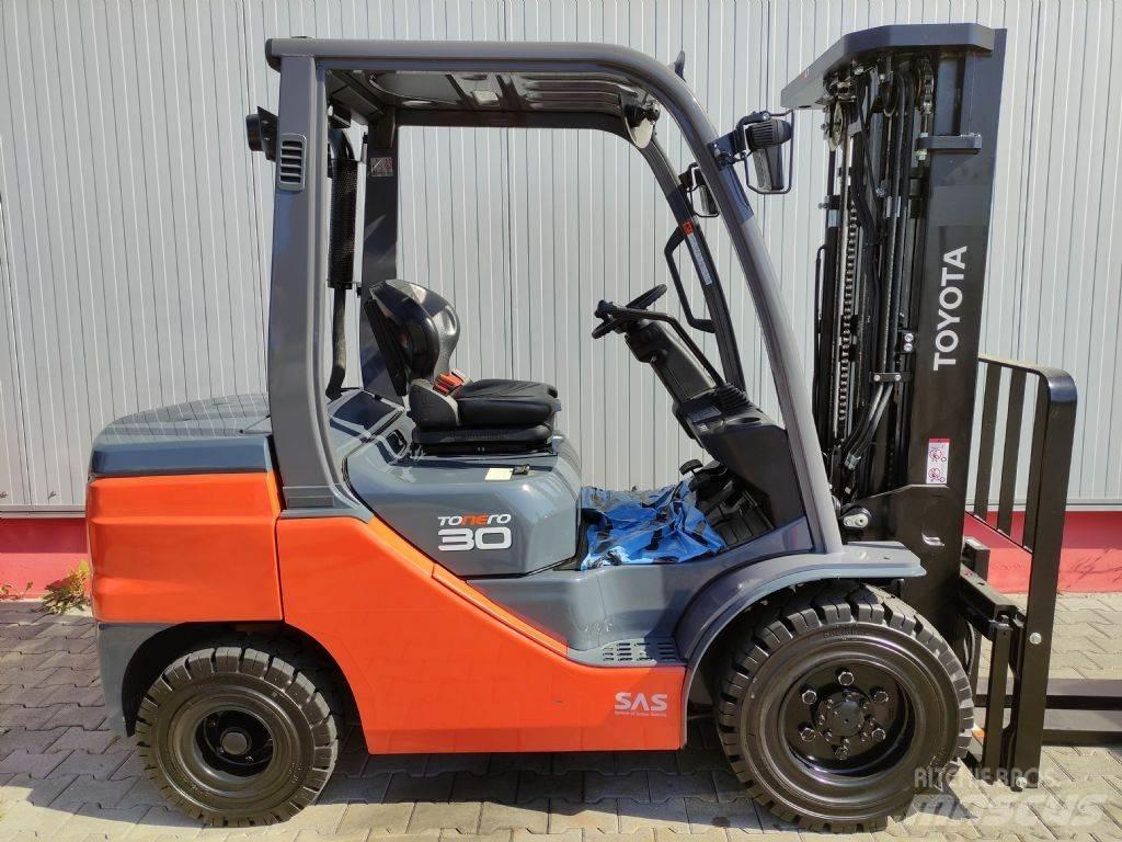 Toyota 52-8FDF30 Stivuitor diesel