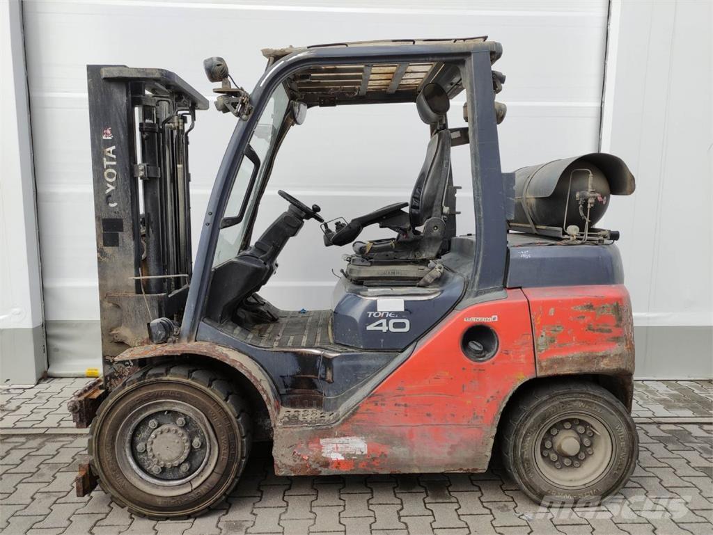 Toyota 8FG35N Stivuitor GPL