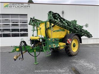 John Deere 740