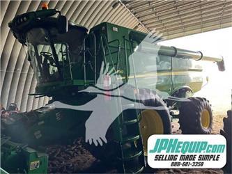 John Deere S690