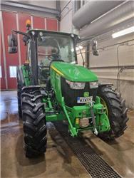 John Deere 5115 M