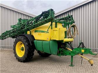 John Deere 740i veldspuit
