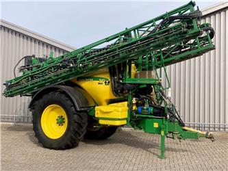 John Deere 840 veldspuit 39 mtr.