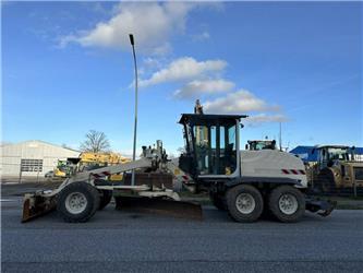 New Holland 106.6 mit Ripper