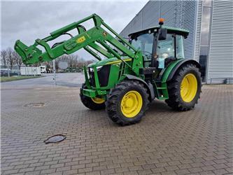 John Deere 5115M