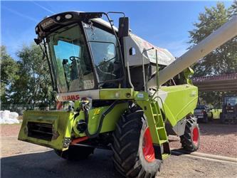 CLAAS Tucano 320