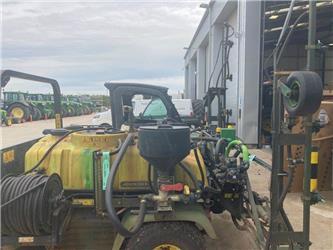 John Deere HD200 Sprayer