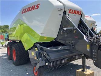 CLAAS QUADRANT 3200 FC