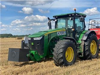 John Deere 8335R