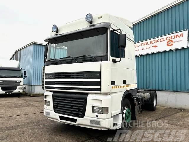 DAF 95.430 XF SPACECAB (EURO 2 / ZF16 MANUAL GEARBOX / Autotractoare