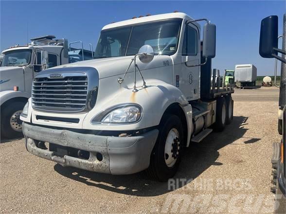 Freightliner COLUMBIA 120 Cisterne