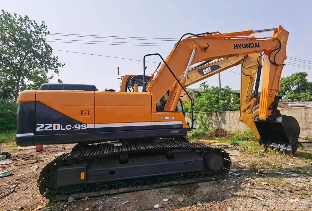 Hyundai R220LC-9S Excavatoare pe senile